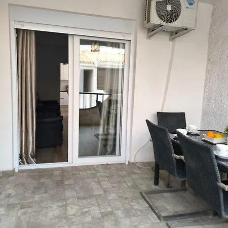 Daire Near Playa Acequin, *