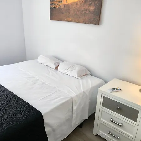 Near Playa Acequin, Apartamento Torrevieja